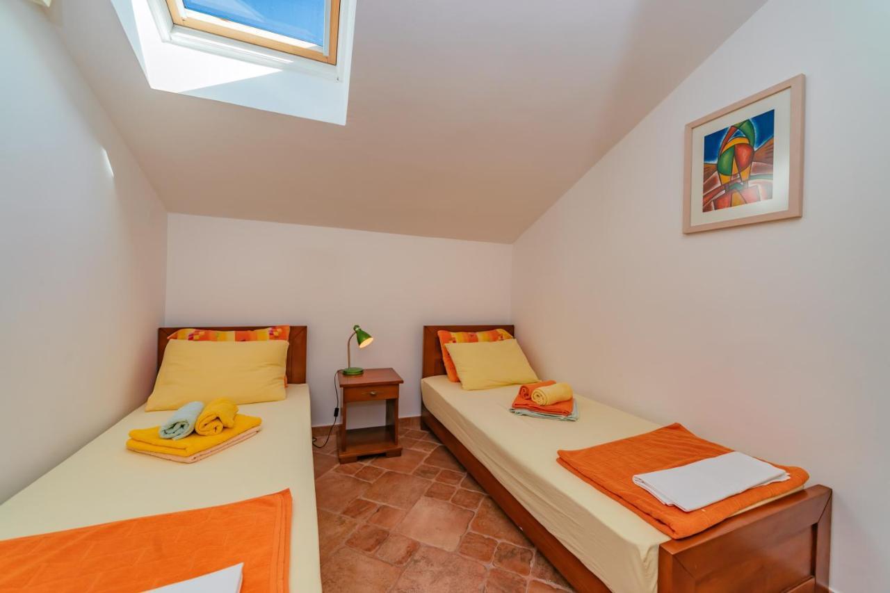 Apartments Bigovo Veljic 티바트 외부 사진