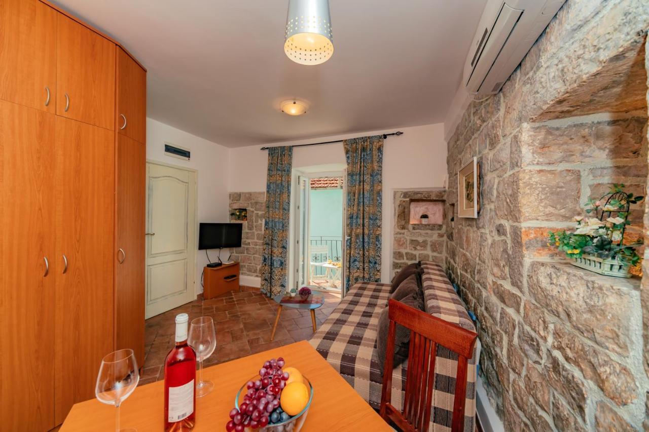 Apartments Bigovo Veljic 티바트 외부 사진