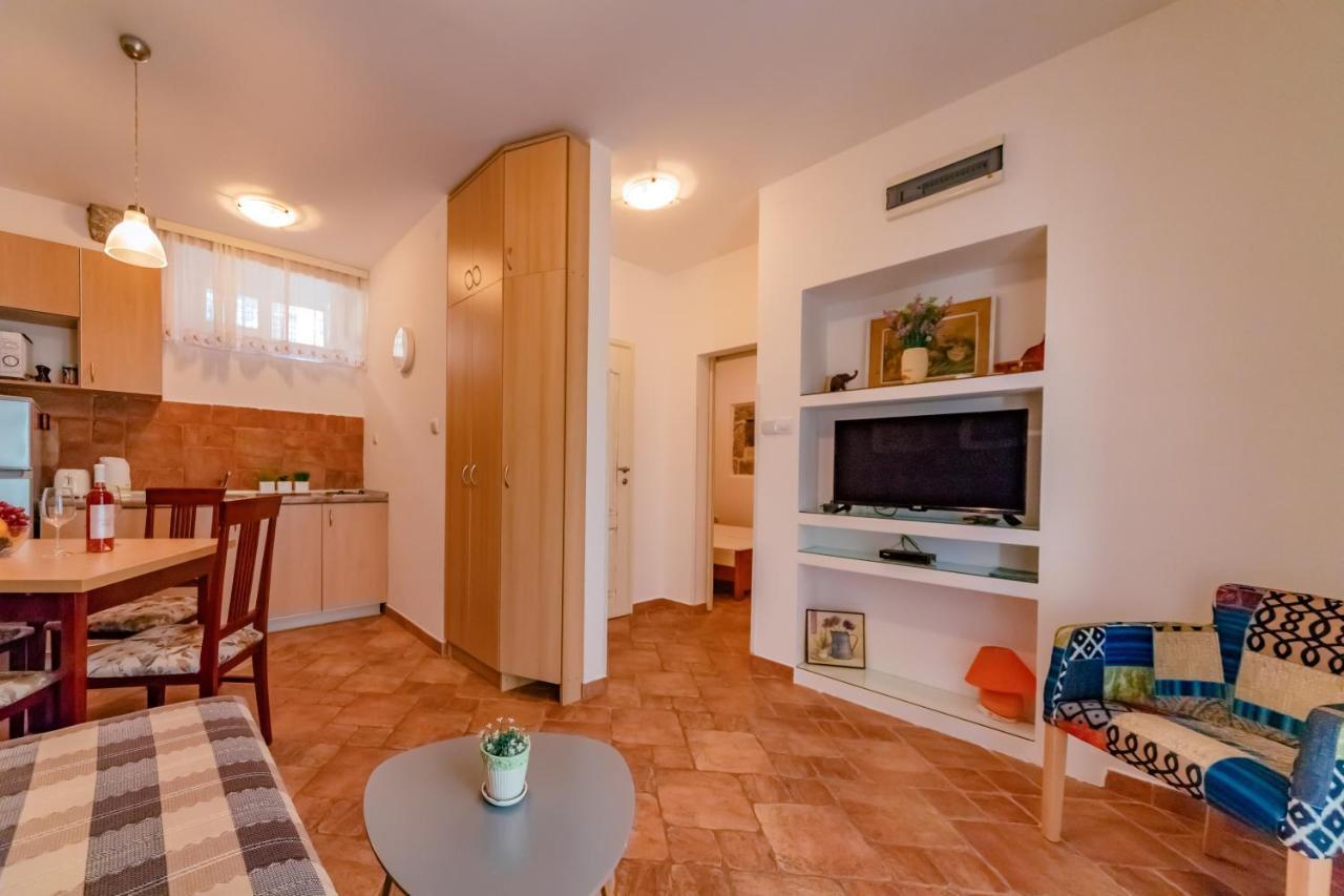 Apartments Bigovo Veljic 티바트 외부 사진