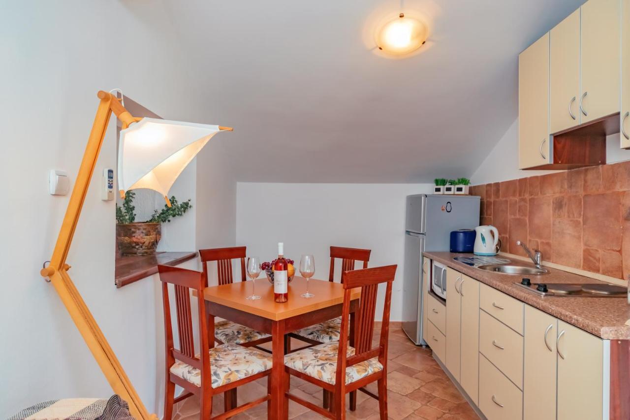 Apartments Bigovo Veljic 티바트 외부 사진