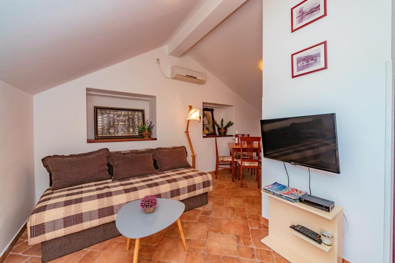 Apartments Bigovo Veljic 티바트 외부 사진